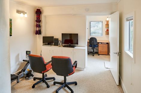 Photo of property in 4 Mizzen Place, Whitby, Porirua, 5024