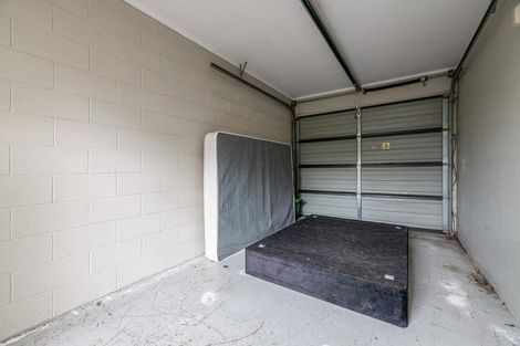 Photo of property in 1/2 Kashmir Road, Glen Eden, Auckland, 0602