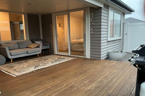 Photo of property in 11 Pounamu Place, Pegasus, 7612