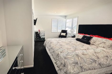 Photo of property in 39 Vivian Street, Burwood, Christchurch, 8083