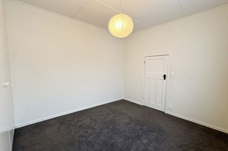 Photo of property in 123 Onepu Road, Lyall Bay, Wellington, 6022