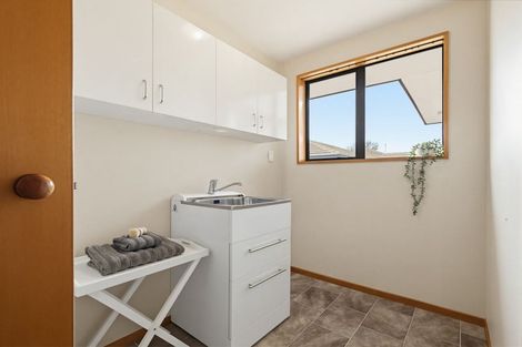 Photo of property in 37 Ben Nevis Drive, Broomfield, Christchurch, 8042