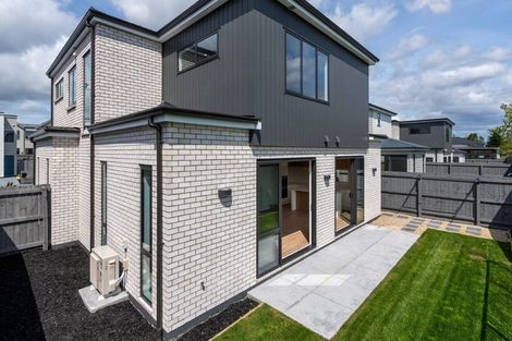 Photo of property in 18 Oyster Drive, Whenuapai, 0618