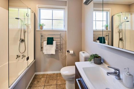 Photo of property in 6 Spinnaker Drive, Whitby, Porirua, 5024