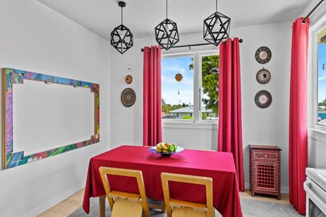 Photo of property in 28 Kotuku Place, Tokoroa, 3420