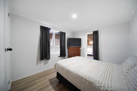 Photo of property in 4 Pike Place, Mangere East, Auckland, 2024