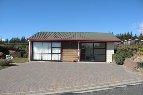 Photo of property in 15 Parati Place, Motuoapa, 3382
