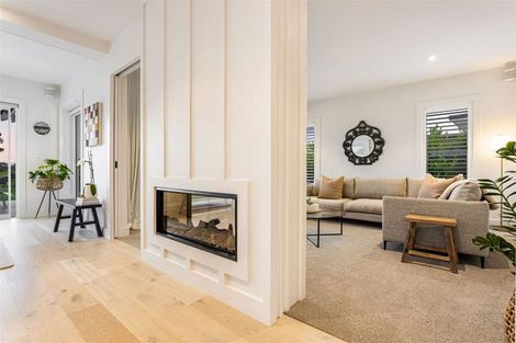 Photo of property in 6 William Blake Way, Riverhead, 0820