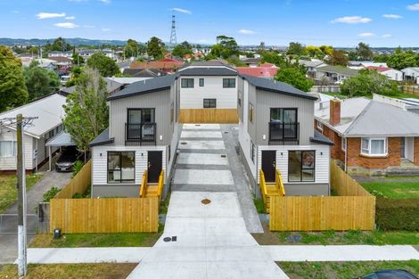 Photo of property in 133b Manuroa Road, Takanini, 2112