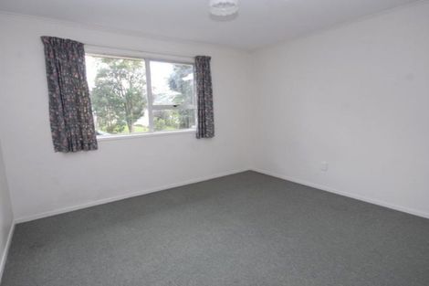 Photo of property in 13 Tahu Crescent, Sunnynook, Auckland, 0620