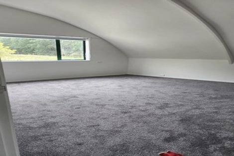 Photo of property in 68 Boord Crescent, Kumeu, 0891