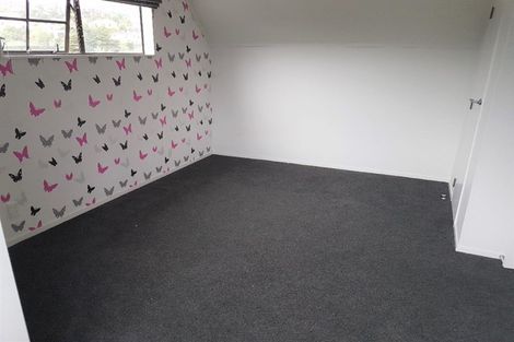 Photo of property in 32 Shackle Lane, Whitby, Porirua, 5024