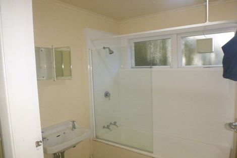 Photo of property in 37a Pembroke Road, Northland, Wellington, 6012