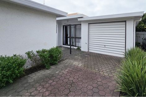 Photo of property in 32b Charles Street, Westshore, Napier, 4110