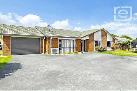 Photo of property in 4 Bernina Place, Weymouth, Auckland, 2103