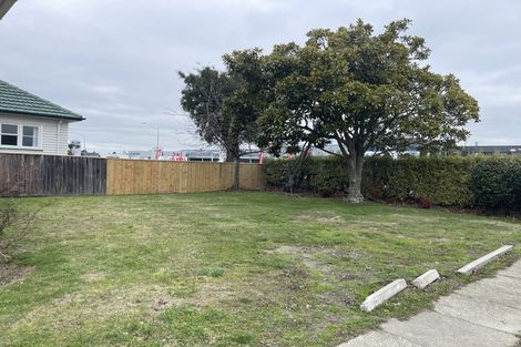 Photo of property in 20 Epsom Road, Sockburn, Christchurch, 8042