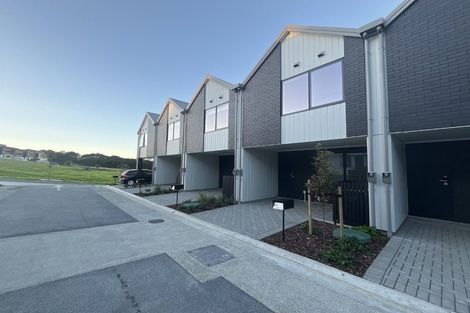 Photo of property in 3/23 Makomako Drive, Orewa, 0931
