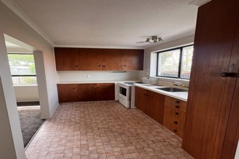 Photo of property in 1/135 Sawyers Arms Road, Northcote, Christchurch, 8052