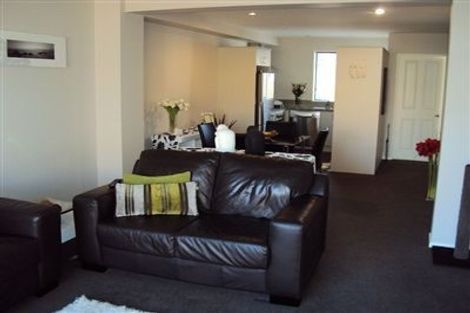 Photo of property in 2/14 London Street, Richmond, Christchurch, 8013