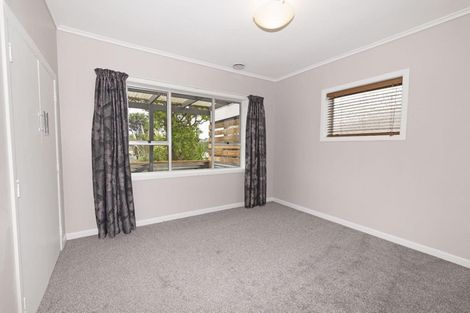 Photo of property in 207 Don Buck Road, Massey, Auckland, 0614