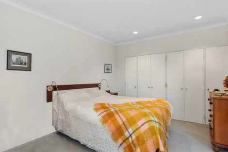 Photo of property in 21 Maunganui Road, Mount Maunganui, 3116