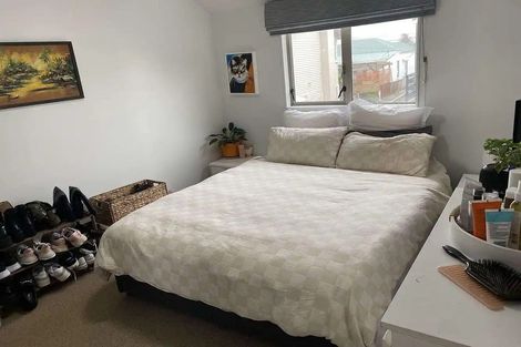 Photo of property in 3/131 Queens Drive, Lyall Bay, Wellington, 6022