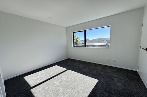 Photo of property in 8 Hobart Crescent, Wattle Downs, Auckland, 2103