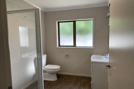 Photo of property in 90b Mazengarb Road, Paraparaumu Beach, Paraparaumu, 5032