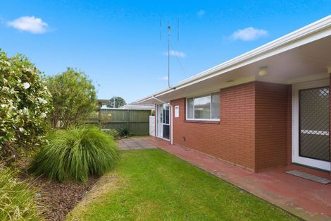 Photo of property in 4 Tupaea Place, Otumoetai, Tauranga, 3110