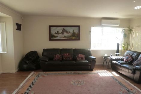 Photo of property in 10 Northridge Terrace, Massey, Auckland, 0614