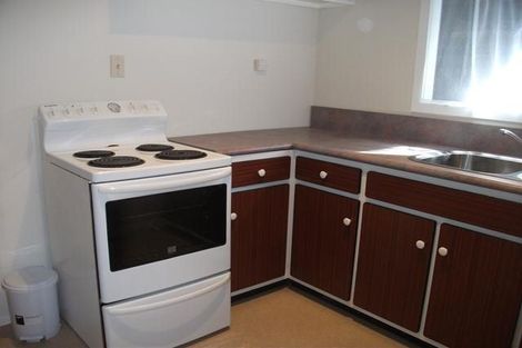 Photo of property in 7u4 Raroa Road, Kelburn, Wellington, 6012