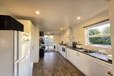 Photo of property in 37 Graham Street, Levin, 5510