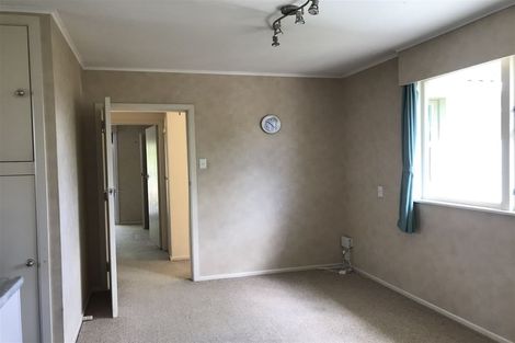 Photo of property in 10 Havelle Avenue, Titirangi, Auckland, 0604