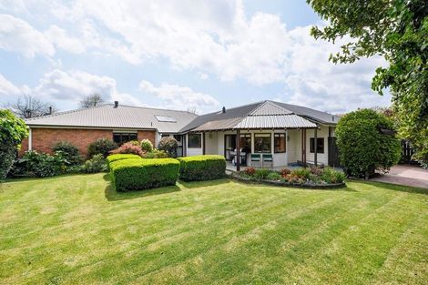 Photo of property in 51 Taylor Street, Cambridge, 3434