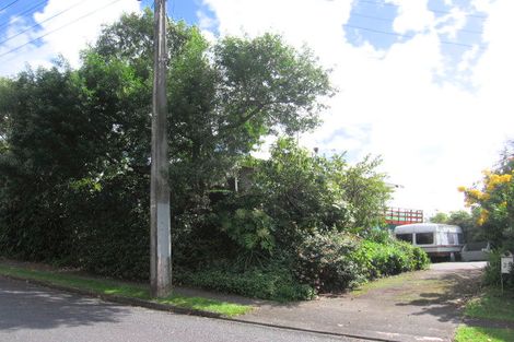 Photo of property in 2a Roland Hill, Glen Eden, Auckland, 0602