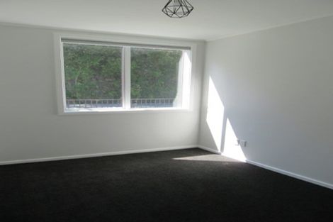 Photo of property in 12 Vista Crescent, Maoribank, Upper Hutt, 5018