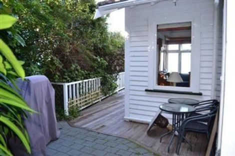 Photo of property in 30 Napier Street, Karaka Bays, Wellington, 6022