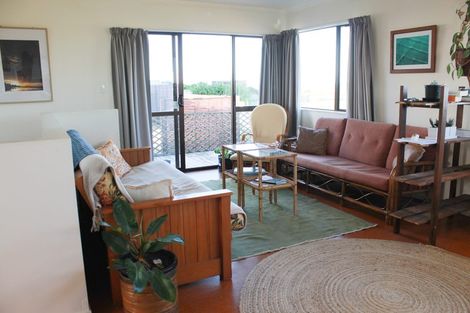 Photo of property in 6a Marjorie Lane, Papamoa Beach, Papamoa, 3118