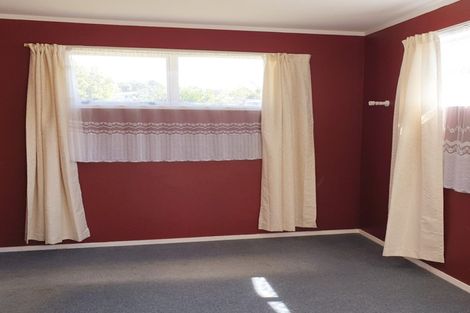 Photo of property in 105 Sycamore Drive, Sunnynook, Auckland, 0620