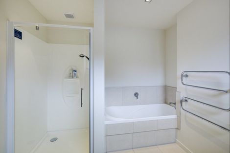 Photo of property in 72 Rochfort Road, Havelock North, 4130