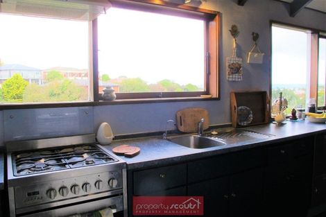 Photo of property in 122 Larnach Road, Vauxhall, Dunedin, 9013