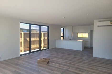 Photo of property in 15 Ellmers Street, Woodend, 7691