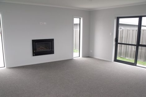 Photo of property in 19 Mckay Close, Frimley, Hastings, 4120