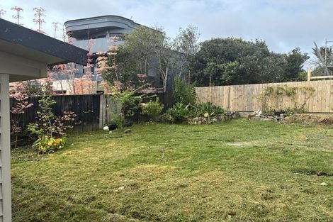 Photo of property in 130 Rosier Road, Glen Eden, Auckland, 0602