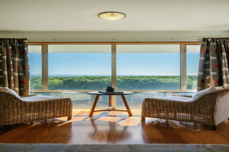 Photo of property in 1 Watlings Place, Kennedys Bush, Christchurch, 8025