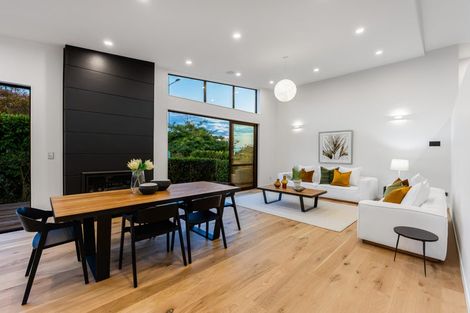 Photo of property in 16 Te Oneroa Way, Long Bay, Auckland, 0630