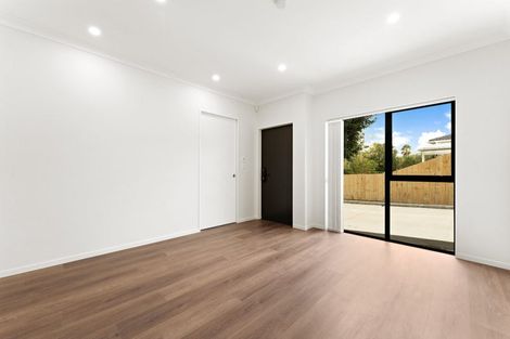 Photo of property in 13a Lipton Grove, Opaheke, Papakura, 2113