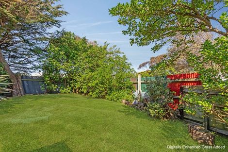 Photo of property in 72 Park Avenue, Waitarere Beach, Levin, 5510