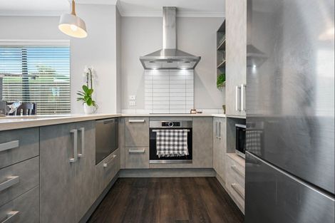 Photo of property in 10/13u Beale Street, Hamilton East, Hamilton, 3216