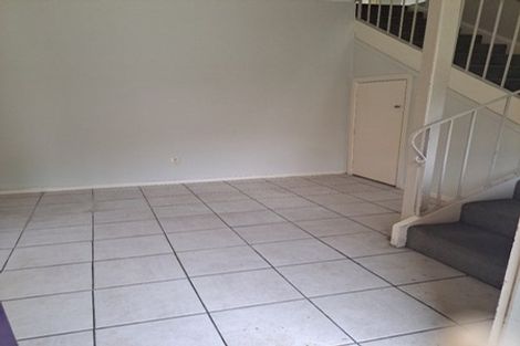 Photo of property in 280 Great South Road, Papakura, 2110